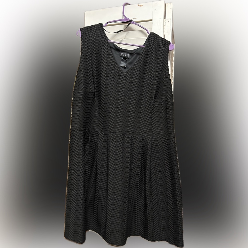 Plus size LBD